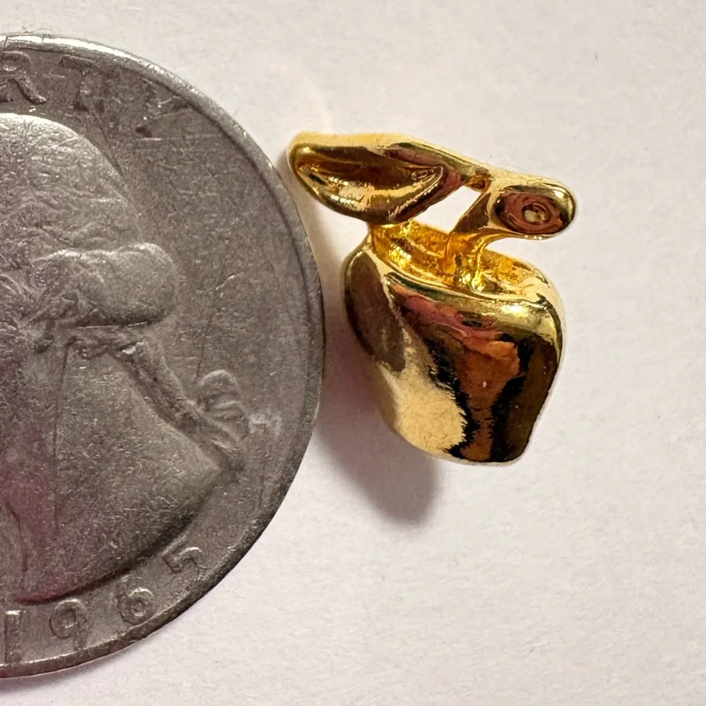Vintage Gold plated Apple pin Brooch